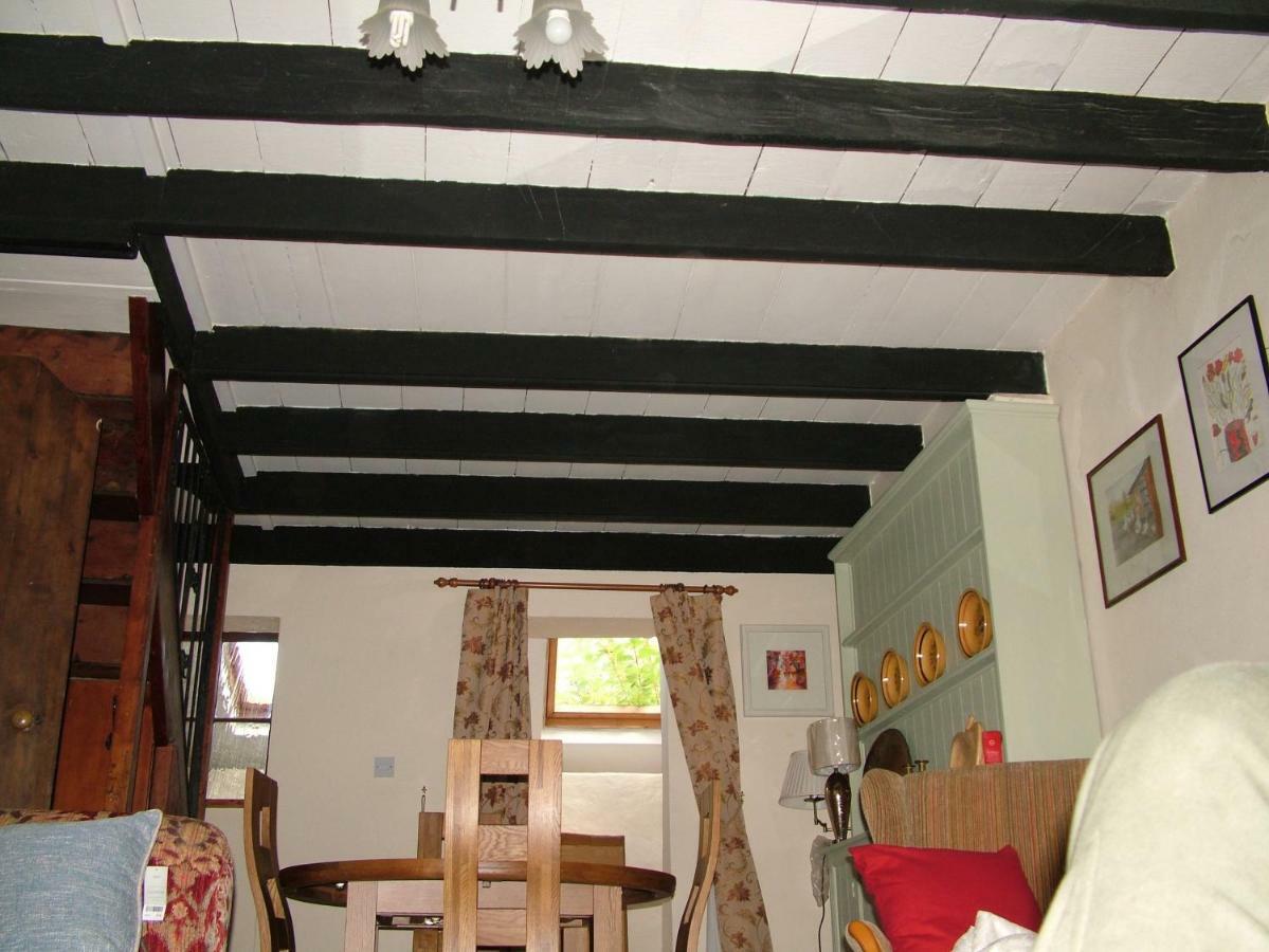 Geranium Cottage, 洛斯特威西尔 外观 照片